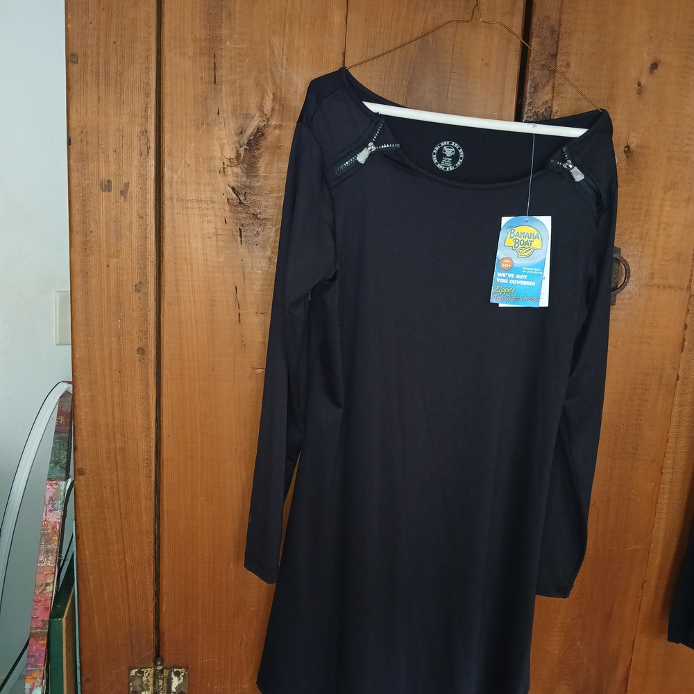 Black Long Sleeve Dress - Picture 3 of 5